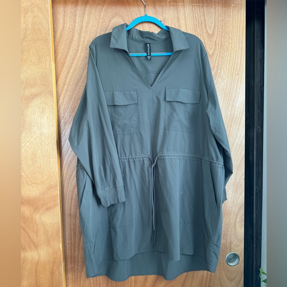 Athleta army green dress with waist cinch